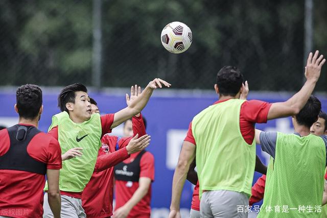 2026上海乒乓球嘉年华开幕 乒乓名将点赞全民观赛参赛新体验